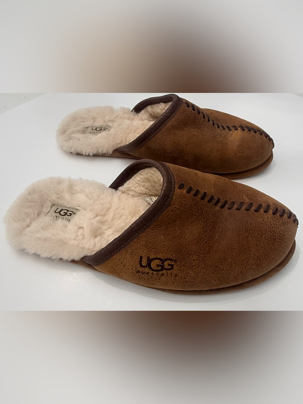 UGG Scuff Deco Men’s 11 Brown Suede Shearling Slippers